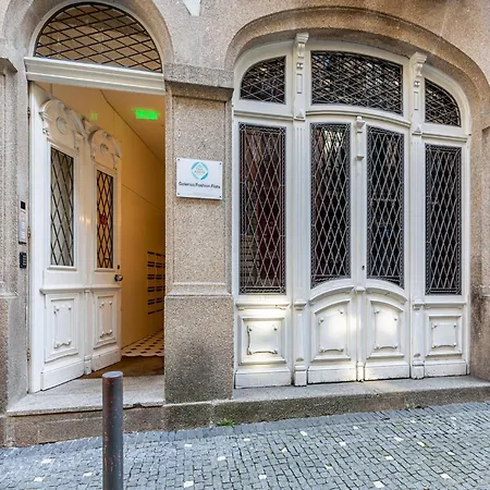 Pet-friendly In *